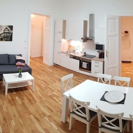 Central Living - Naschmarkt Βιέννη Εξωτερικό φωτογραφία